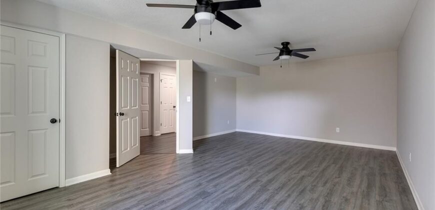 4004 NW 96th Terrace, Kansas City, MO 64154
