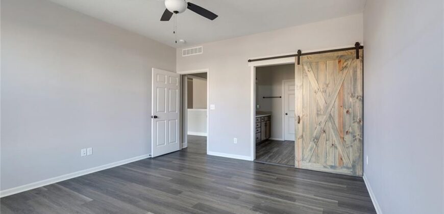 4004 NW 96th Terrace, Kansas City, MO 64154