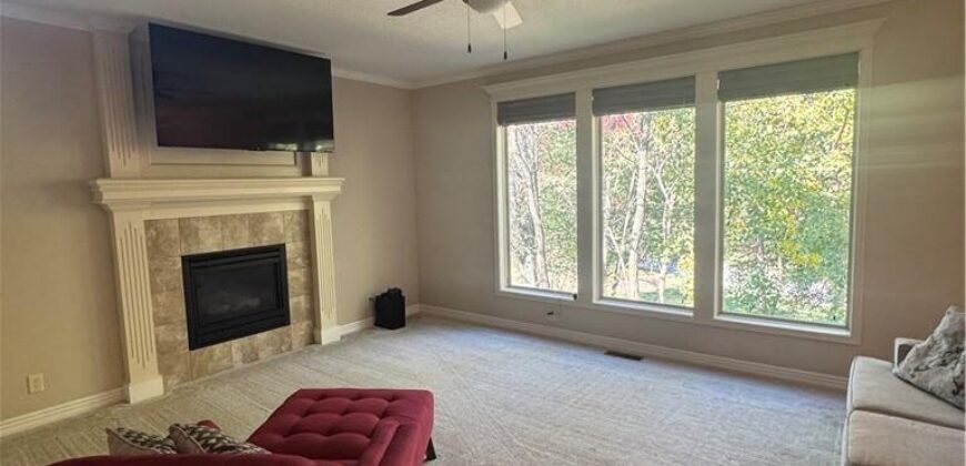 14250 NW 68th Street, Parkville, MO 64152