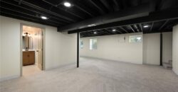 6813 N Tracy Avenue, Gladstone, MO 64118