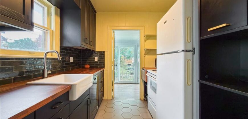 816 E 22nd Avenue, North Kansas City, MO 64116