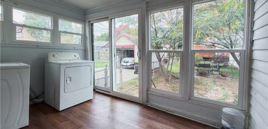 816 E 22nd Avenue, North Kansas City, MO 64116