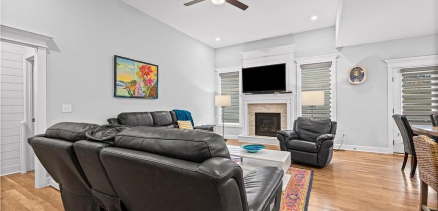 1715 Johnston Street, Liberty, MO 64068