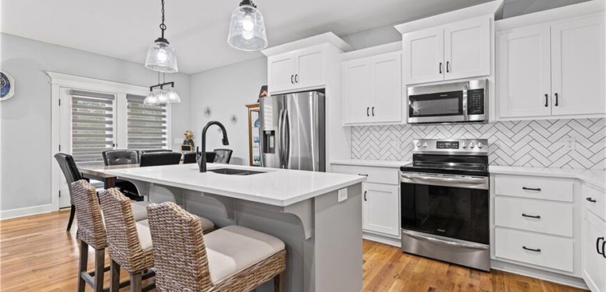 1715 Johnston Street, Liberty, MO 64068