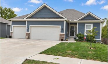1715 Johnston Street, Liberty, MO 64068