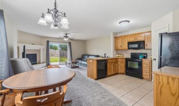 9335 N Main Street, Kansas City, MO 64155