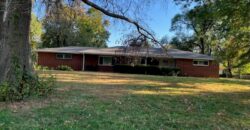 6305 NW Crystal Pool Drive, Platte Woods, MO 64151