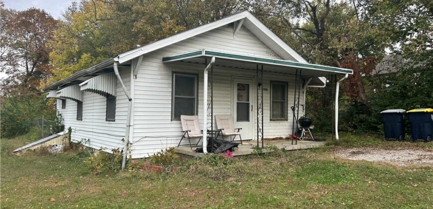 6900 NE 55th Street, Kansas City, MO 64119
