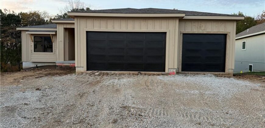 516 Skyview Lane, Liberty, MO 64068