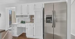 6529 NW Hidden Valley Road, Kansas City, MO 64152