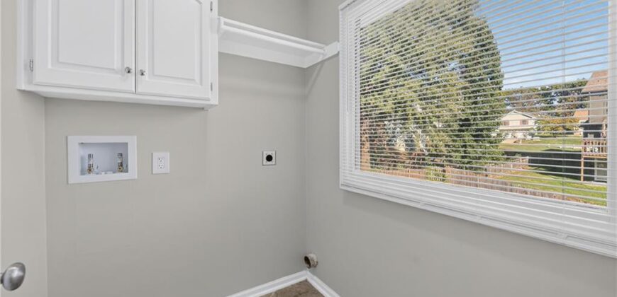6529 NW Hidden Valley Road, Kansas City, MO 64152