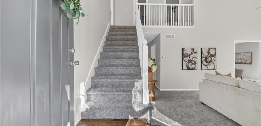6529 NW Hidden Valley Road, Kansas City, MO 64152