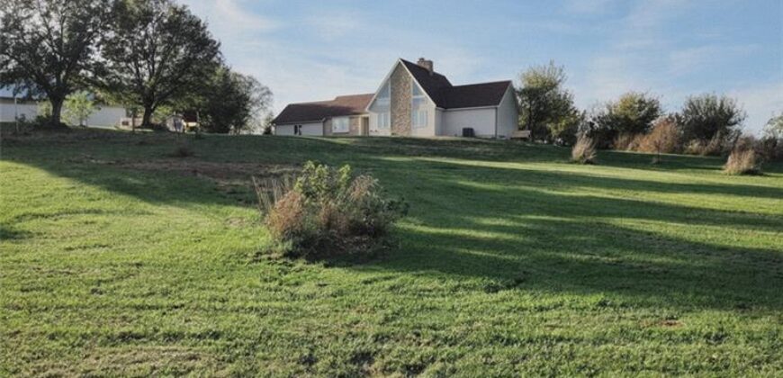 17910 Sharps Station Road, Platte City, MO 64079