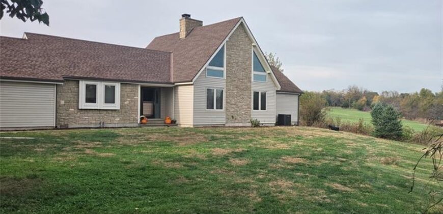 17910 Sharps Station Road, Platte City, MO 64079