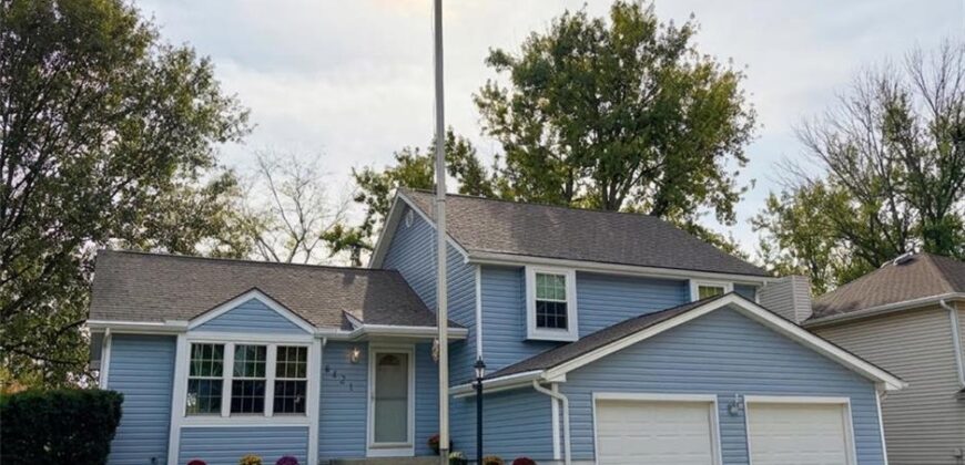 8421 NW 68th Street, Parkville, MO 64152