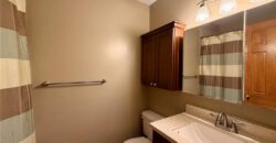 8421 NW 68th Street, Parkville, MO 64152