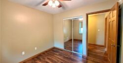 8421 NW 68th Street, Parkville, MO 64152