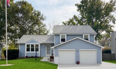 8421 NW 68th Street, Parkville, MO 64152