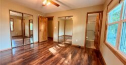 8421 NW 68th Street, Parkville, MO 64152