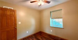 8421 NW 68th Street, Parkville, MO 64152